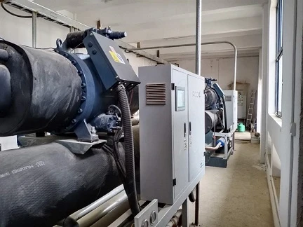 Scene picture of 210KW60RT water-cooled scroll chiller-2